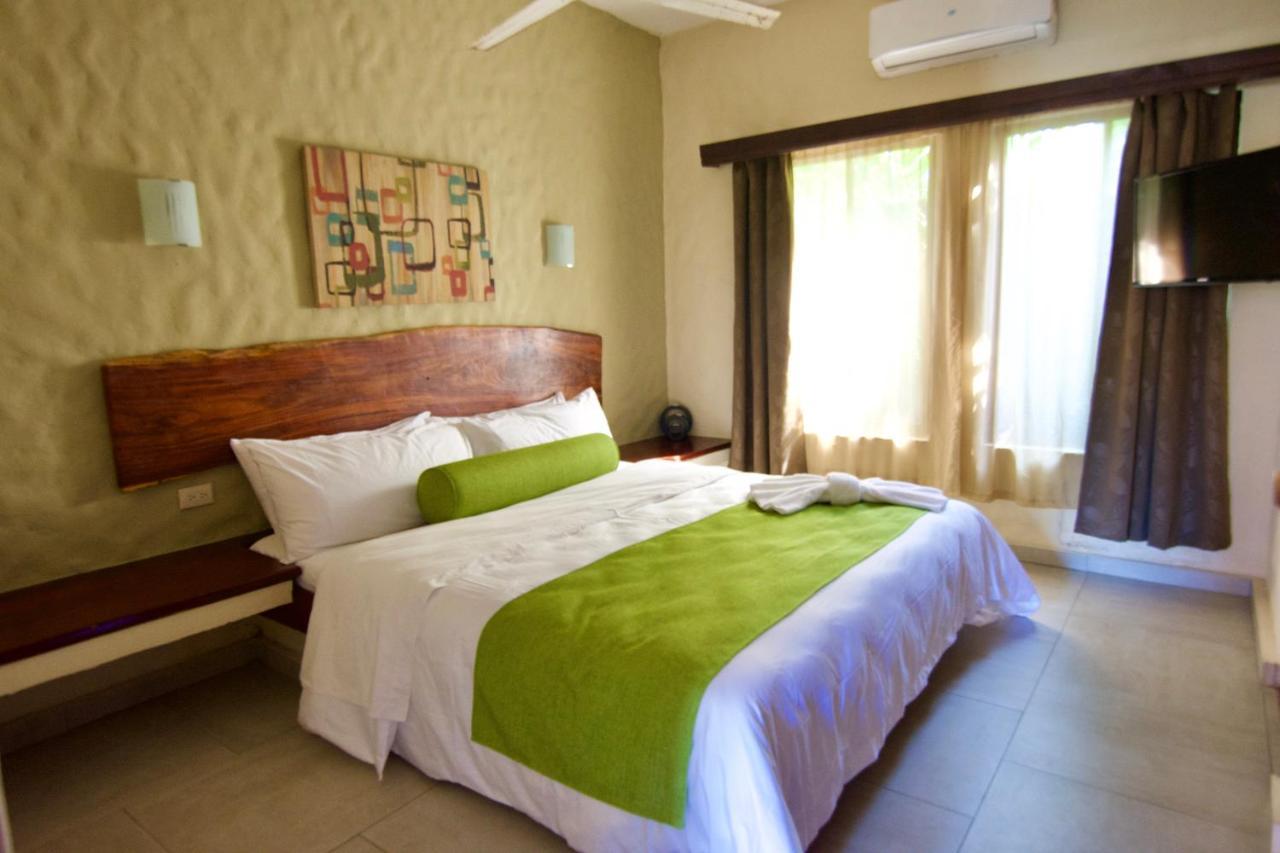 Hotel El Manglar Playa Grande Bagian luar foto